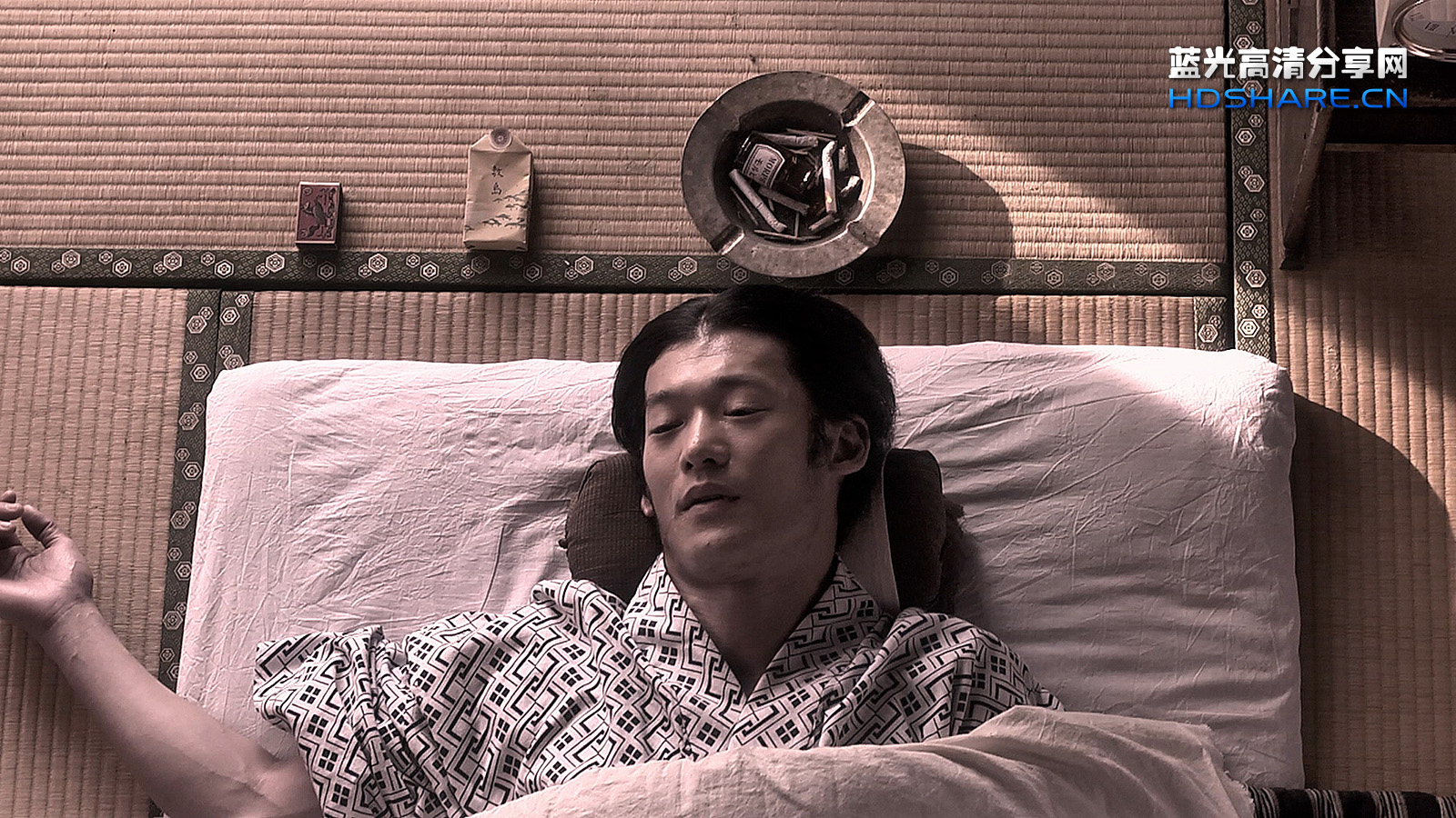 蓝光电影|蓝光原盘 [屋顶的散步者].the.crawler.in.the.attic.2016.jpn ...